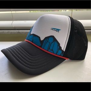 Altra Lone Peak Trucker Hat